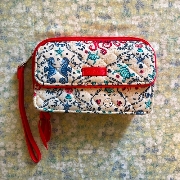 *RARE* Vera Bradley “Sea Life” cell phone wallet - Picture 1 of 5